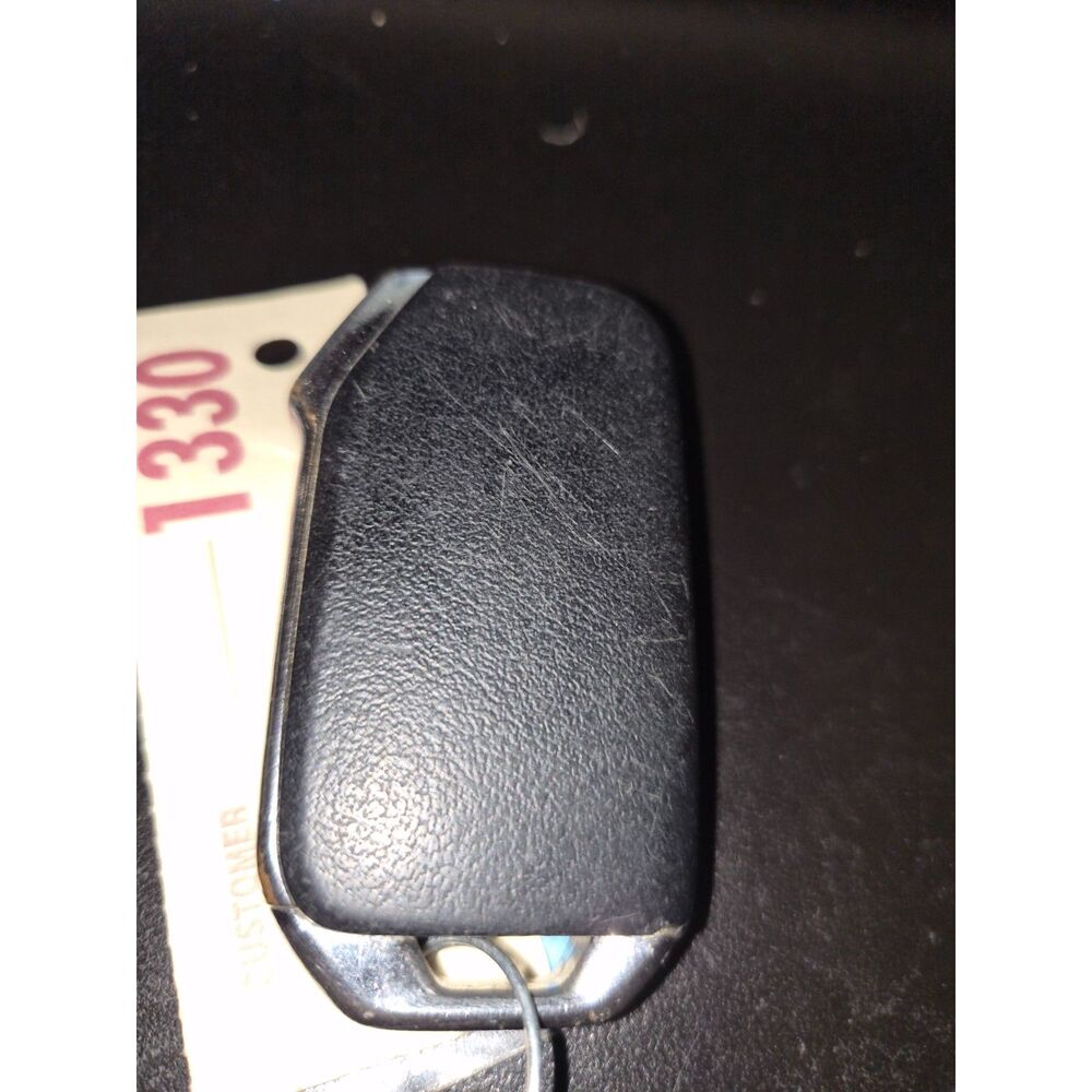 Kia Sportage 2021 pre-owned key fob with cut key